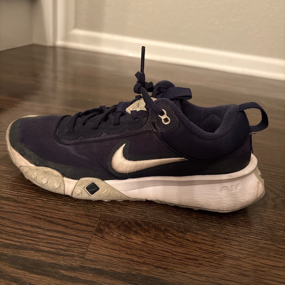 Nike Baseball Turf Trainers Navy White Men size 7.5 Alpha style athletic shoes